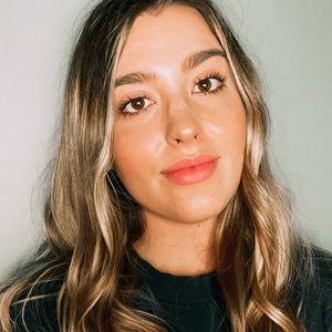 Meet your Posher, Delaney